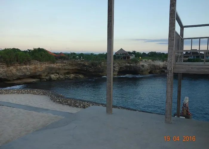 Cliff Park 3*
